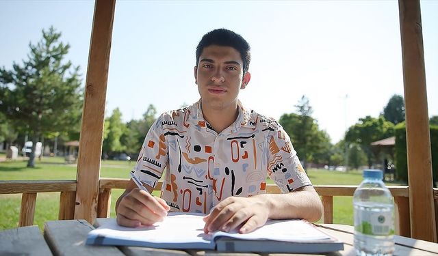 Önce LGS birincisi, sonra YKS ikincisi oldu!