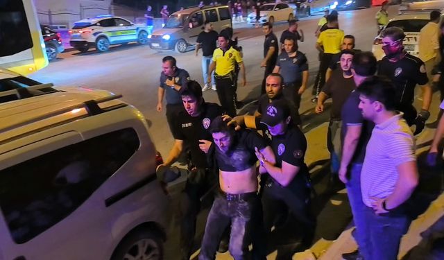 Bursa'da ‘Laf Atma' Kavgasına Aileler de Karıştı