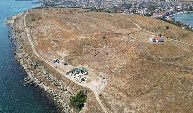 Antik Kent Yakınında Yangın Çıktı!