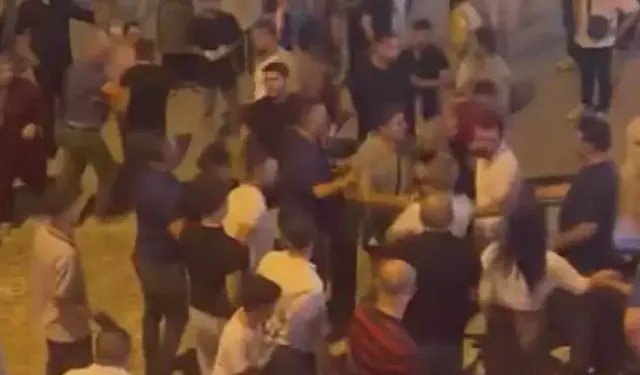 Masa tartışması kavgayla bitti!