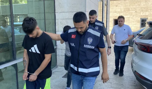 Okula girip para çaldılar!