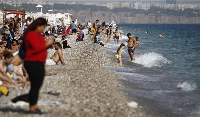 Bodrum'da Turistlerin Deniz Keyfi!