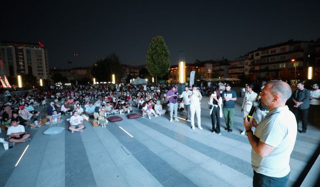 Niğde’de ‘Minderli Sinema Günleri’ Sona Erdi