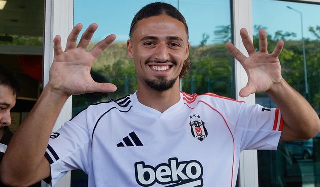 Beşiktaş'ın transfer gündemindeki Taylan Bulut, İstanbul'da