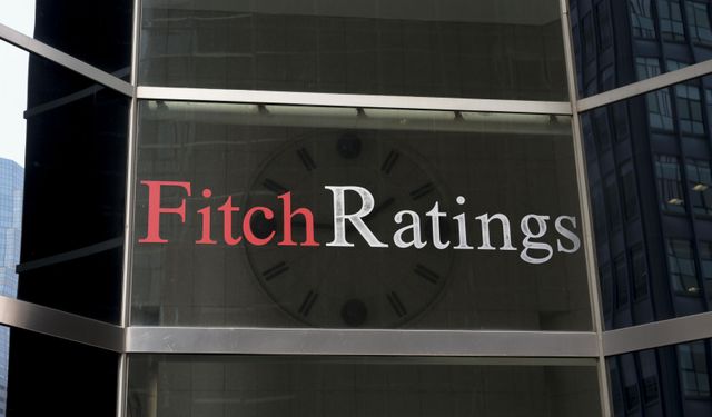 Fitch ABD'nin kredi notunu teyit etti!
