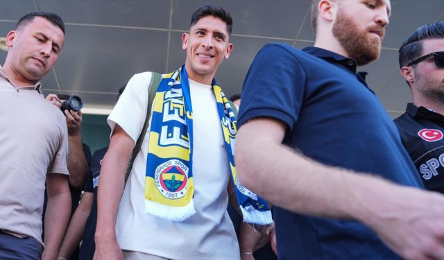 Yeni transfer Edson Alvarez'den Fenerbahçe açıklaması