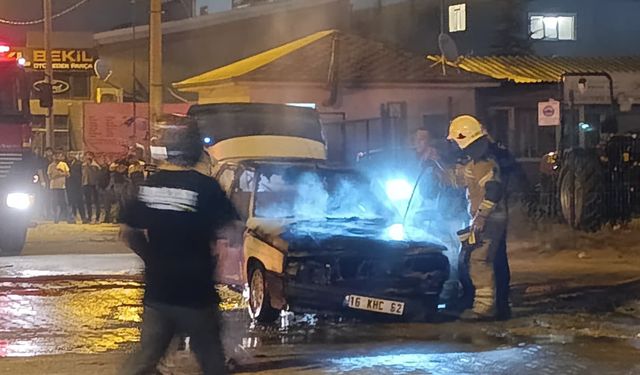 Seyir halindeyken alev aldı!