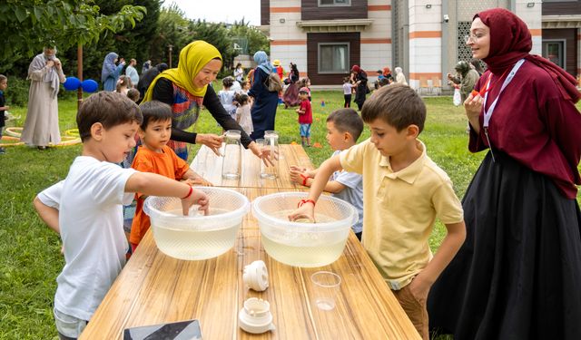 TÜRGEV'den yaz okulu ve çocuk şenliği