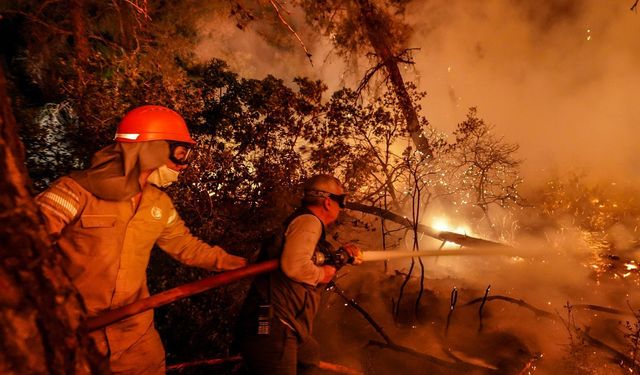 Çanakkale’deki Yangına Müdahale Sürüyor!