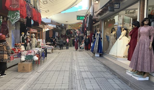 Ankara’nın Kalbinde Tarihi Çıkrıkçılar Yokuşu Yeniden Hayat Buluyor!