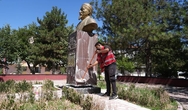 Keçiören’de Yeşil Alanlarda Bahar Temizliği ve Estetik Dokunuş