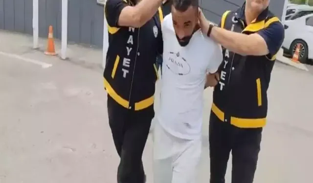 Eşini 9 yerinden bıçakladı!