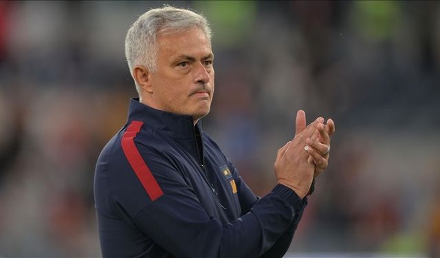 Jose Mourinho, Fenerbahçe’den 15 Milyon Euro Tazminat Alacak!