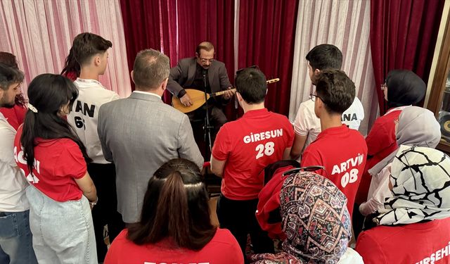 'Bozkırın Tezenesi' Neşet Ertaş'ı unutmadılar