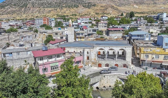 Diyarbakır'da  Ulu Cami restore çalışmaları sürüyor