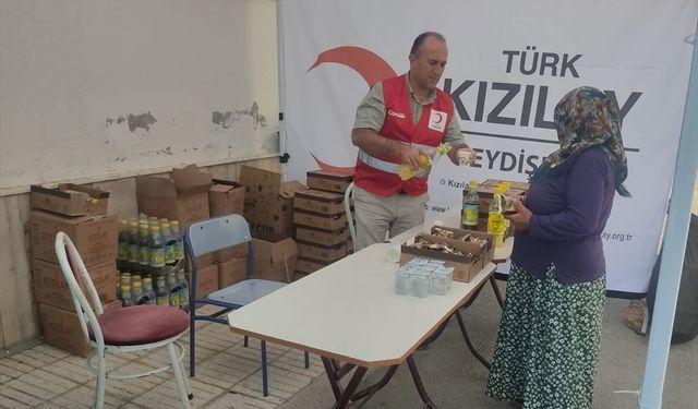 Kızılay'dan öğrencilere sıcak karşılama!