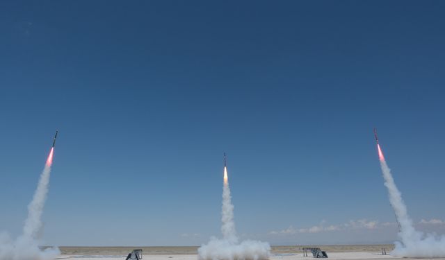 Roket Yarışmasının Final Gününde Büyük Gösteri