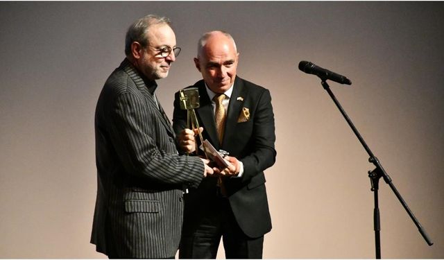 Semih Kaplanoğlu’na Manastır’da Özel Ödül