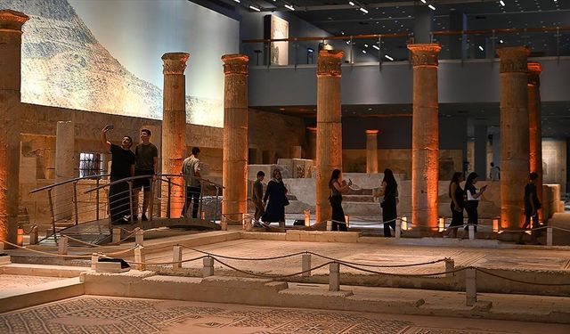 Zeugma Mozaik Müzesi 14 yılda kaç ziyaretçi ağırladı?