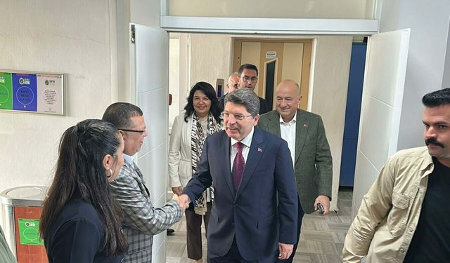 "Darbe anayasasının değişmesi lazım"