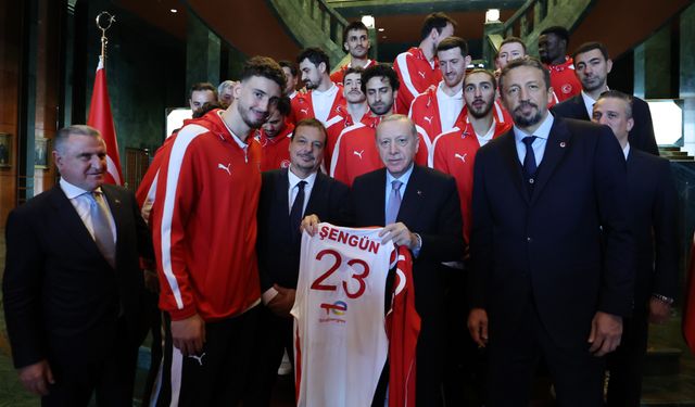 Erdoğan, 12 Dev Adamı Kabul Etti