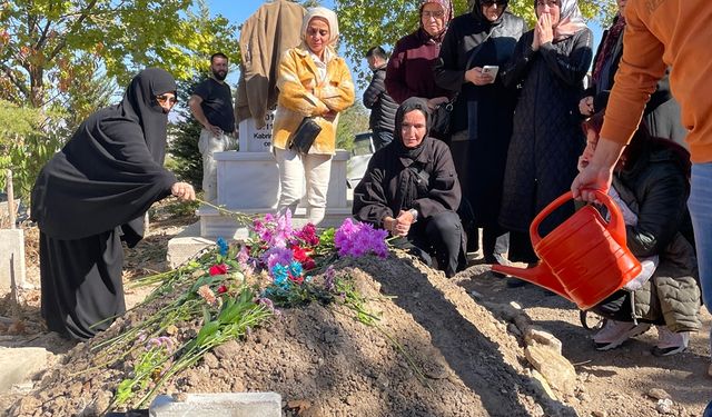 Eşini öldüren meslektaşı koca için akıl sağlığı raporu istendi