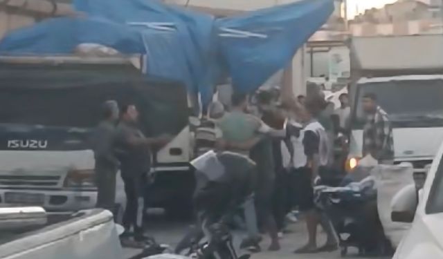 Hatay'da pazarcıların kavgan etti!