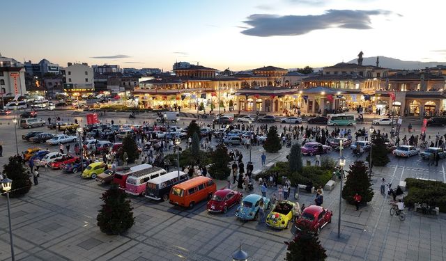 Huzurevi sakinlerine nostalji sürprizi