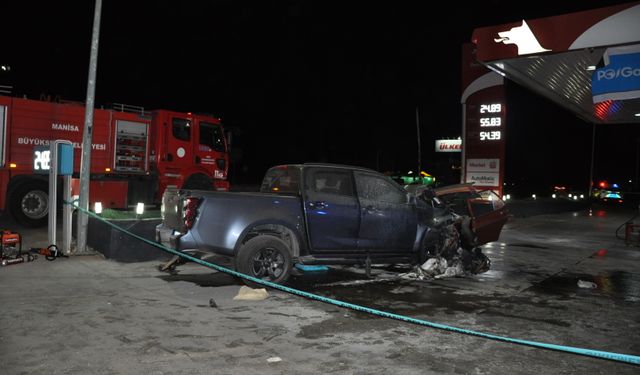 Manisa’da Trafik Kazası: 5 Kişi Hayatını Kaybetti, 6 Yaralı Var