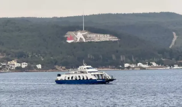 Gökçeada'da feribot seferleri iptal oldu