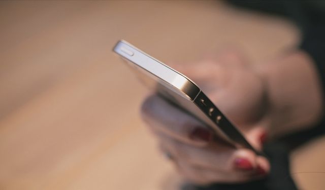Telefonunuzu Yatağa Getirmemeniz İçin 7 Bilimsel Neden