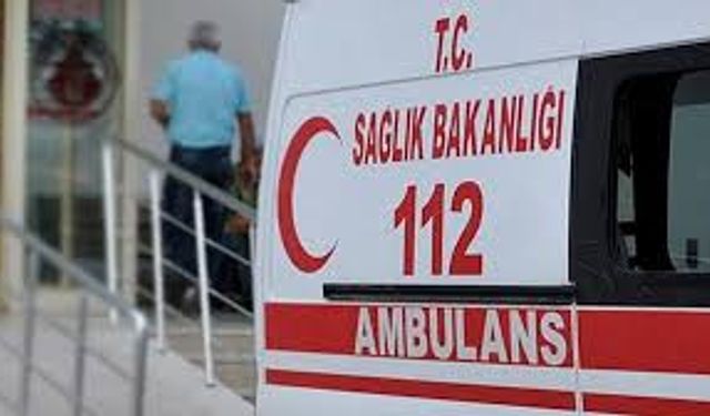 Cebindeki bıçağın üzerine düştü!