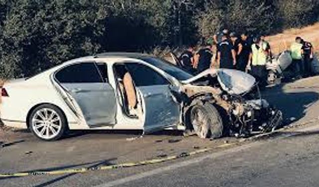 Trafik kazasında hayatını kaybeden ikiz kardeşler  toprağa verildi