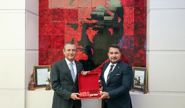 Başkan Çırpanoğlu'ndan Özgür Özel'e tebrik
