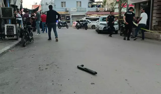Adana'da telefon dükkanına tüfekli saldırı