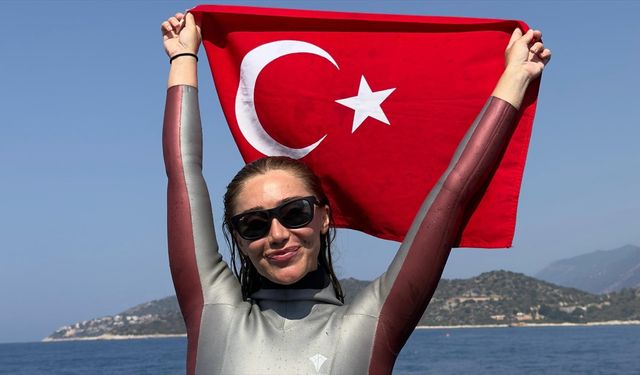 Milli dalgıç Şahika Ercümen yeniden tarih yazmak istiyor