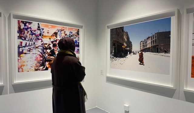 Zeki Demirkubuz'un yeni sergisine yoğun ilgi!