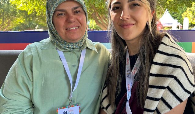 53 Yaşında Üniversite Hayalini Gerçekleştirdi