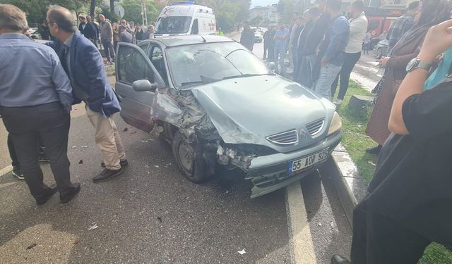 Atakum’da trafik kazası: 3 kişi yaralandı
