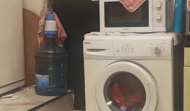 Gebze’de inşaat duvarı çöküntüsü