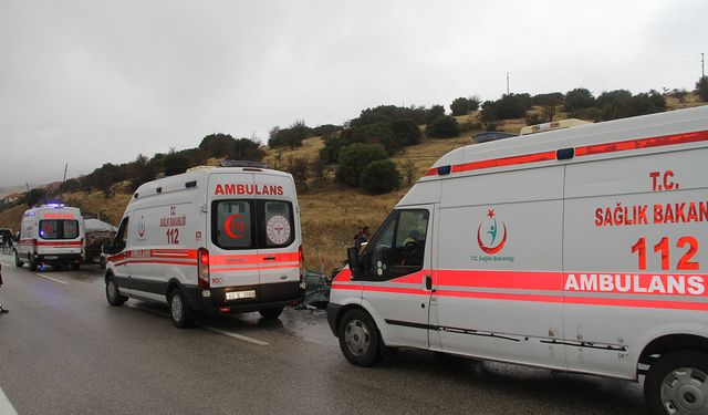 Kula’da Feci Kaza: 1 Bebek Öldü, 5 Yaralı