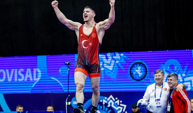 Milli Güreşçi Yaprak’tan Dünya İkinciliği