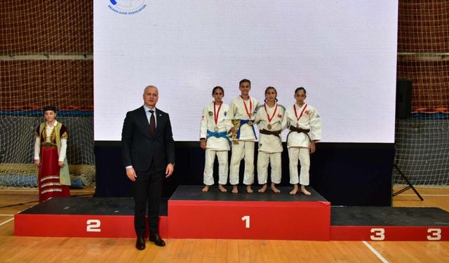 Milli Judocu Rabia Tekin'den Altın Madalya