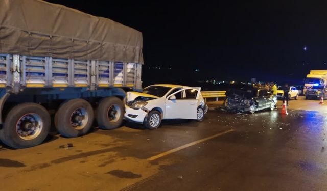 Reyhanlı’da Zincirleme Kaza: 2 Yaralı