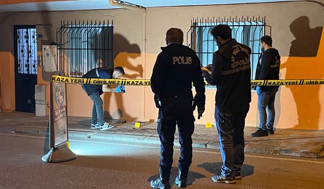 Sokak ortasında tabancayla eniştesini vurdu!