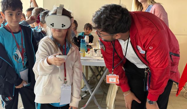 Sincan’da Bilim Şöleni: 28 Atölye ile Öğrenciler Bilimle Buluştu