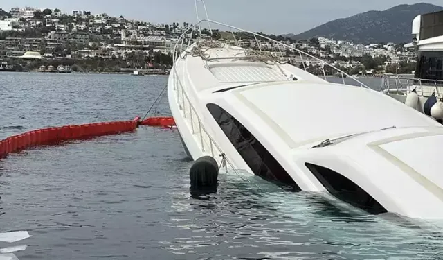 Bodrum'da lüks yat battı!