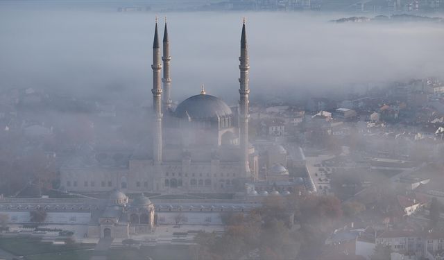 Selimiye Camisi sis içinde kaldı!