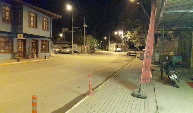 Balıkesir'in Sındırgı ilçesinde 10 dakika arayla iki deprem