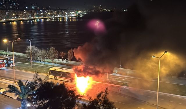 Belediye otobüsünde yangın çıktı